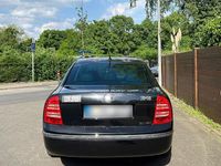 Gebraucht Skoda Superb 193 PS (141 kW) 2005 Schwarz Limousine