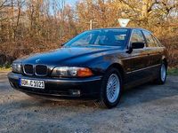 Gebraucht BMW 523 170 PS (125 kW) 2000 Schwarz Limousine