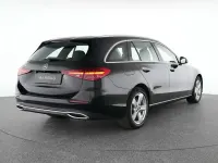 Gebraucht Mercedes C300e Avantgarde 204 PS (150 kW) 2023 Unilack schwarz Kombi