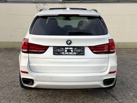 Gebraucht BMW X5 M50 Performance 381 PS (280 kW) 2016 Weiß SUV