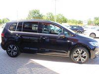 Gebraucht VW Touran Comfortline 150 PS (110 kW) 2024 Schwarz Van / Kleinbus