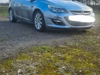 Gebraucht Opel Astra Edition 140 PS (102 kW) 2013 Grau Limousine