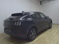 Gebraucht Ford Mustang Mach-E 216 kW (294 PS) 2021 Iridiumschwarz metallic SUV