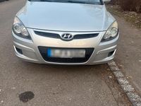 Gebraucht Hyundai i30 109 PS (80 kW) 2009 Silber Kleinwagen