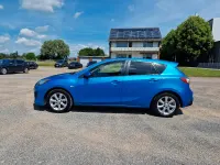 Gebraucht Mazda 3 109 PS (80 kW) 2009 Blau Kleinwagen