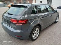 Gebraucht Audi A3 116 PS (85 kW) 2017 Grau Limousine