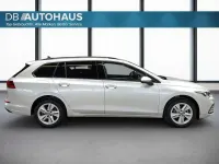 Gebraucht VW Golf VIII Life 110 PS (80 kW) 2024 Silber Kombi