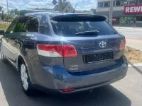 Gebraucht Toyota Avensis 150 PS (110 kW) 2011 Blau Limousine