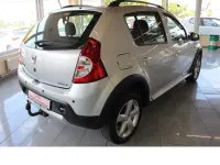 Gebraucht Dacia Sandero Stepway 84 PS (61 kW) 2012 Silber Limousine
