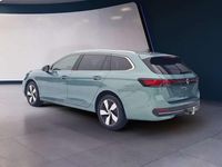 Gebraucht VW Passat Business 150 PS (110 kW) 2025 Maripositgrün metallic Kombi