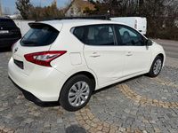 Gebraucht Nissan Pulsar 116 PS (85 kW) 2015 Weiß Kleinwagen