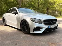 Gebraucht Mercedes E220 AMG line 194 PS (142 kW) 2018 Silber Coupé