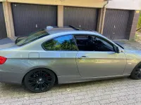 Gebraucht BMW 320 184 PS (135 kW) 2012 Grau Coupé