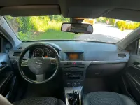 Używany Opel Astra 105 KM (77 kW) 2005 Szary Hatchback