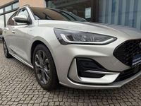 Gebraucht Ford Focus ST-Line X 155 PS (114 kW) 2024 Silber Limousine