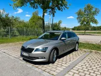 Gebraucht Skoda Superb Style 190 PS (139 kW) 2018 Beige Kombi
