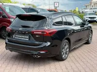 Gebraucht Ford Focus ST-Line X 125 PS (91 kW) 2024 Schwarz Limousine
