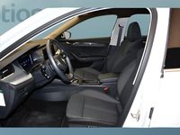 Gebraucht Skoda Octavia 116 PS (85 kW) 2023 Weiß Kombi