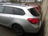 Gebraucht Opel Astra Edition 110 PS (80 kW) 2013 Silber Kombi
