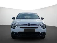 Używany Citroën C4 Feel 131 KM (96 kW) 2023 Biały Sedan/Limuzyna