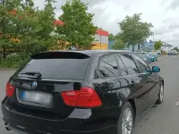 Gebraucht BMW 318 143 PS (105 kW) 2010 Schwarz Kombi