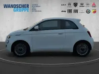 Gebraucht Fiat 500e 86 kW (118 PS) 2023 Weißschwarz Limousine