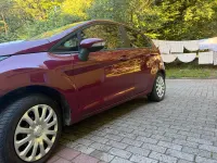 Gebraucht Ford Fiesta 65 PS (47 kW) 2013 Andere farben Limousine