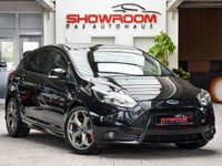 Usata Ford Focus ST 250 CV (183 kW) 2013 Nero Berlina