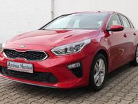 Gebraucht Kia Ceed Vision 99 PS (72 kW) 2018 Rot Kleinwagen