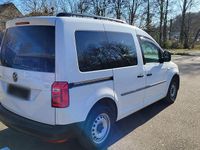 Second-hand VW Caddy 102 CP (75 kW) 2017 Alb Monovolum