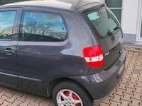 Usata VW Fox 64 CV (47 kW) 2004 Grigio Utilitaria