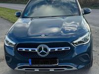 Gebraucht Mercedes GLA200 163 PS (119 kW) 2020 Blau SUV
