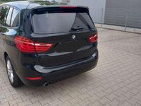 Gebraucht BMW 218 Advantage 150 PS (110 kW) 2016 Kombi