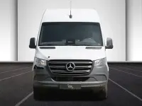Gebraucht Mercedes Sprinter 170 PS (125 kW) 2025 Arktikweiss Van