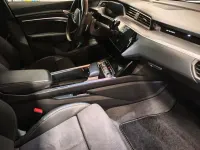 Gebraucht Audi Q8 e-tron S-Line 250 kW (340 PS) 2023 Grau SUV