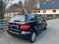 Gebraucht Mercedes B160 95 PS (69 kW) 2011 Schwarz Van / Kleinbus