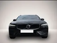 Gebraucht Volvo V60 Core 197 PS (144 kW) 2025 Schwarz Kombi
