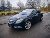 Gebraucht Opel Insignia 140 PS (102 kW) 2009 Schwarz Limousine