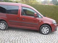 Gebraucht VW Caddy Highline 102 PS (75 kW) 2013 Rot Van / Kleinbus