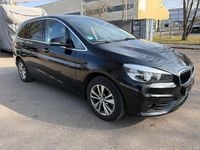 Gebraucht BMW 218 Gran Tourer Advantage 150 PS (110 kW) 2016 Schwarz Van / Kleinbus