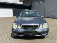 Gebraucht Mercedes E240 Avantgarde 177 PS (130 kW) 2004 Blau Limousine