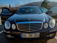 Gebraucht Mercedes E200 Avantgarde 138 PS (101 kW) 2007 Schwarz Limousine