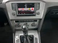Gebraucht VW Passat 120 PS (88 kW) 2015 Schwarz Kombi