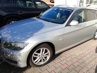 Gebraucht BMW 320 184 PS (135 kW) 2010 Silber Kombi