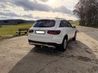 Gebraucht Mercedes GLC220 194 PS (142 kW) 2019 Weiß SUV