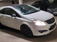 Gebraucht Opel Corsa 80 PS (58 kW) 2009 Weiß Kleinwagen