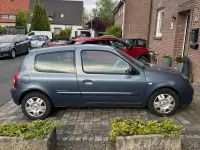 Gebraucht Renault Clio 75 PS (55 kW) 2005 Grau Kleinwagen