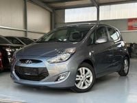 Gebraucht Hyundai ix20 125 PS (91 kW) 2013 Grau Kleinwagen