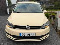 Gebraucht VW Touran 115 PS (84 kW) 2019 Gelb Van / Kleinbus