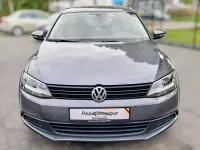 Gebraucht VW Jetta 105 PS (77 kW) 2013 Grau Limousine